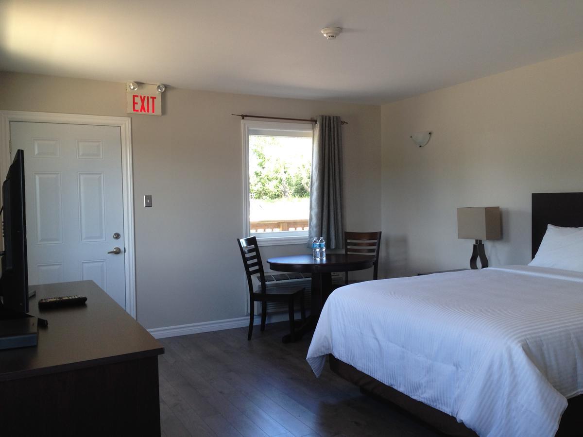 Kow'S Inn Bras D'or Exterior foto